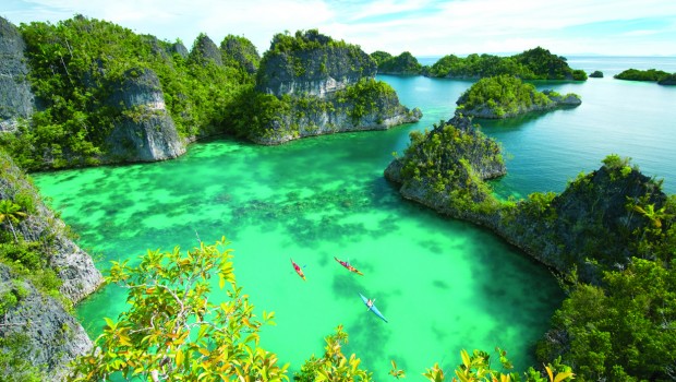 Paddle World Magazine The international all paddlesports Paddle World Magazine The international all paddlesports