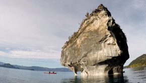 Catedrales de Mármol sea kayaking paddle World