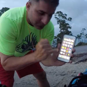 KAYAK FISHING SAFETY TIPS - Sharks! Alligators! Boats!