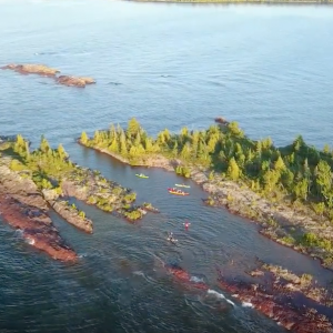 2.5 Hour Porter's Island Paddle - Lake Superior Sea Kayaking