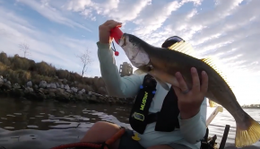 Use this retrieve to catch more fish - Kayak Fishing Tip!