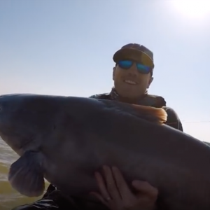 HUGE Texas Blue Catfish While Kayak Fishing!!