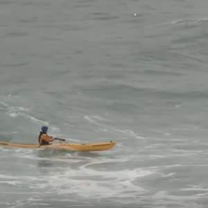 SEA KAYAKING WAVE SESSIONS