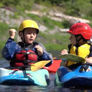 5 tips to introduce your Kids to Whitewater Kayaking
