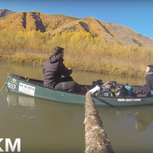 French team paddling down Through the Yukon river!